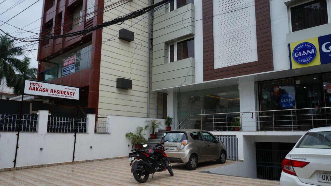 Hotel Aakash Residency Dehradun Bagian luar foto